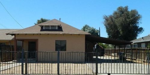 725 Walnut Way, Modesto, CA 95351-3037