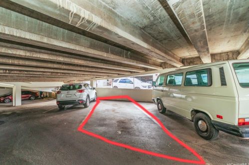 509 University Ave, Honolulu HI  96826-5001 exterior