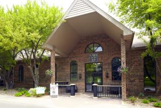 15300 37th Ave, Minneapolis MN  55446-4263 exterior