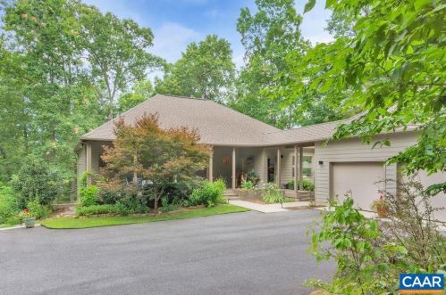 350 Mallard Ln, Earlysville, VA 22936-9790
