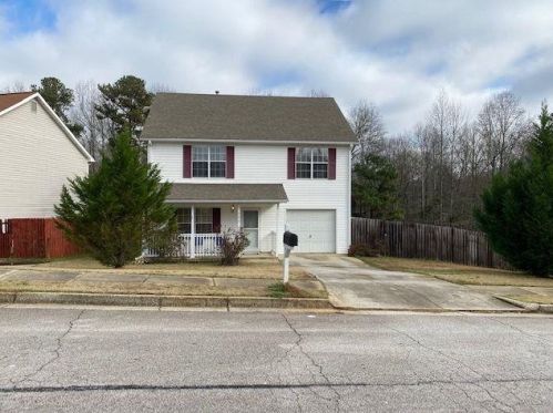 200 Bay Cove Ct, Stockbridge, GA 30281-6495