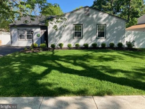 207 Nassau Dr, Tavistock, NJ 08033-3947