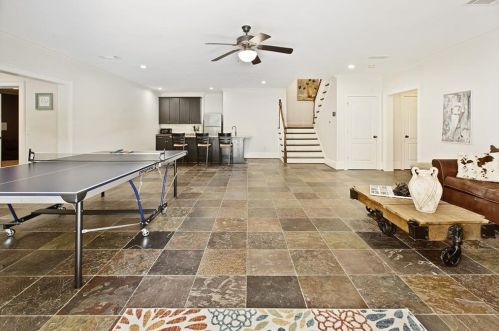 4734 Dudley Ln, Atlanta GA  30327-3330 exterior
