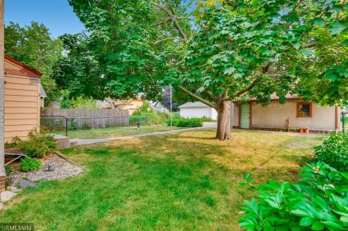 1262 James Ave, Saint Paul MN  55105-2946 exterior