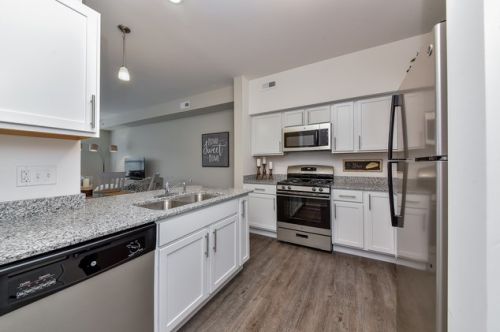 1279 Comiskey Ave, North Aurora IL  60542 exterior