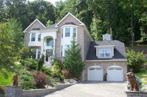 110 Ravine Rd, Green Brook, NJ 08812-2156