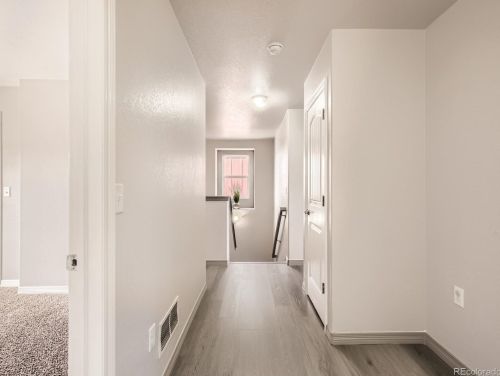 9772 Eagle Creek Cir, Denver CO  80022-6223 exterior