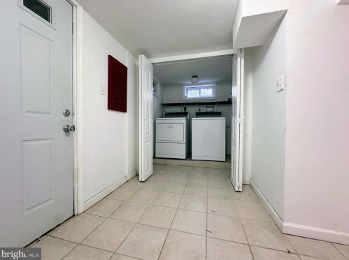 8455 12 Ave, Silver Spring MD 20903-3304 exterior