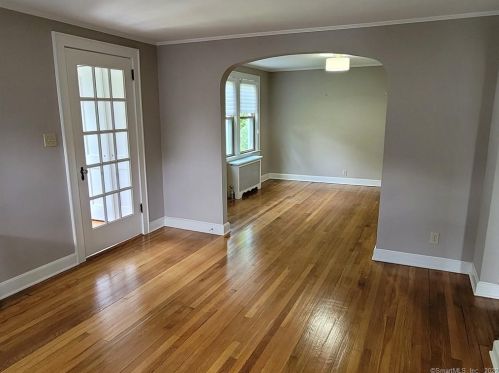 50 Lakeview Dr, Norwalk CT  06850-2018 exterior