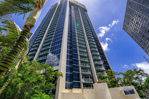 1212 Nuuanu Ave, Honolulu HI  96817-4021 exterior