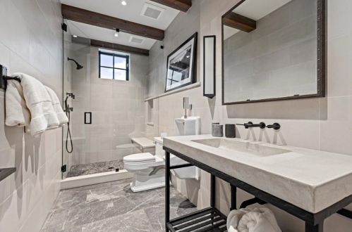 395 Beverly Rd, Atlanta GA  30309-2728 exterior