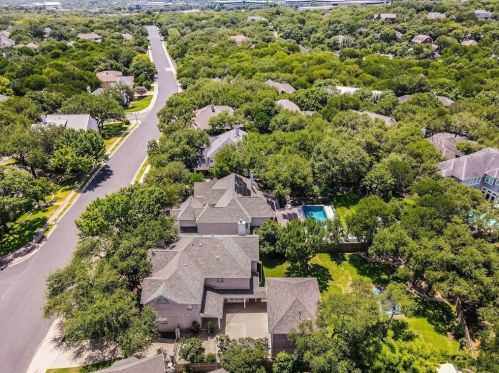 3001 Chatelaine Dr, Austin TX  78746-6895 exterior
