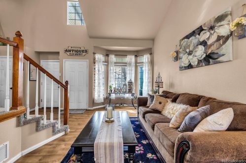 4852 Tower Way, Aurora CO 80015-3208 exterior