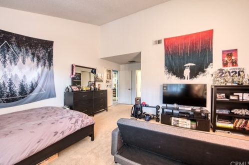 6 Whitney, Irvine CA  92620-3386 exterior