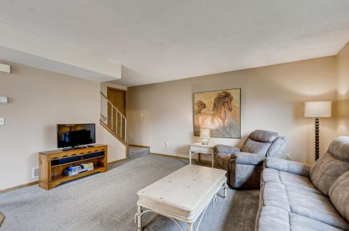 15947 Granada Ave, Saint Paul MN  55124-6319 exterior
