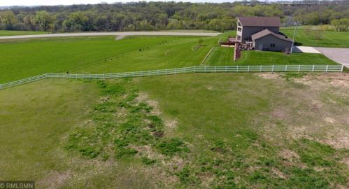 2322 365th Ave, Montevideo, MN 56265-4527
