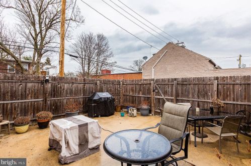 21 Mary St, Lancaster PA  17603-3424 exterior