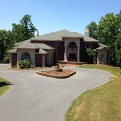 178 Sunset Dr, Inman, SC 29349-7121