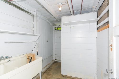 1635 Alaneo St, Honolulu HI  96817-2915 exterior