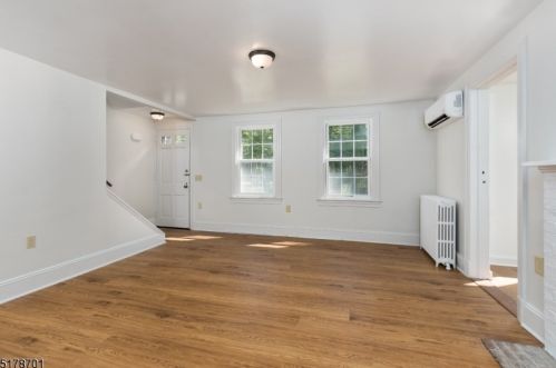 715 Cherry Valley Rd, Princeton NJ  08540-7920 exterior