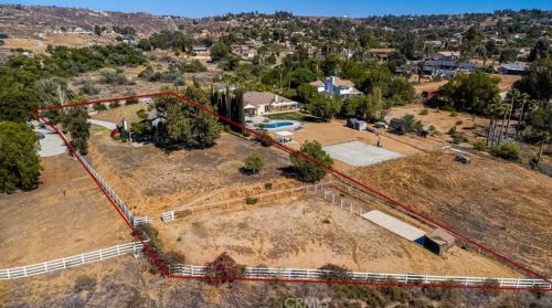 8079 Golden Star Ave, Riverside CA  92506-5710 exterior