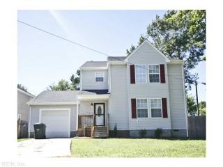 725 Spruce St, Hampton, VA 23661-1740