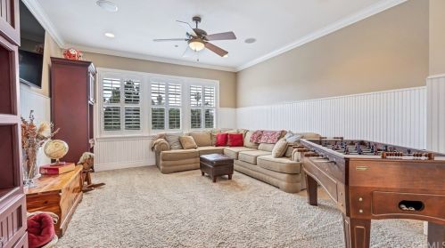 1862 Bradley St, Riverside CA 92504-5435 exterior