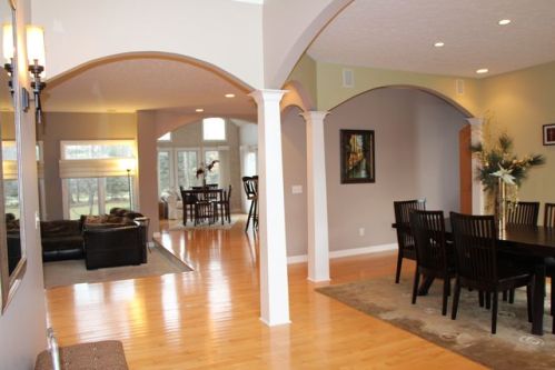 115 Clearbrook Ln, Aurora, OH 44202-8071