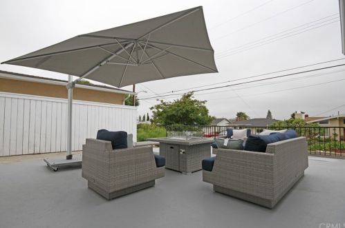 4010 Bluff St, Torrance CA  90505-6364 exterior
