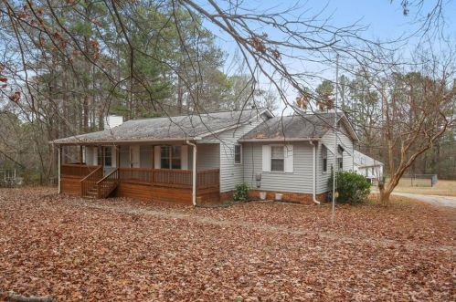 107 Barber Dr, Stockbridge, GA 30281-1419