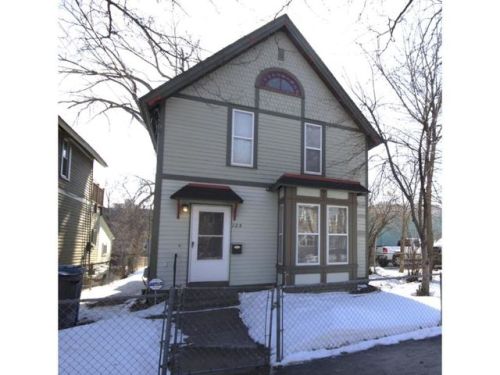 125 29th St, Minneapolis MN  55416-4311 exterior