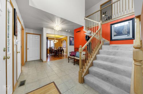 18554 Walnut Ave, Country Club Hills, IL 60478-5557