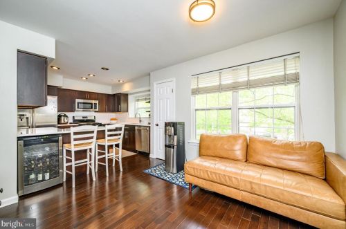 80 Shrewsbury Pl, Princeton NJ  08540-0063 exterior