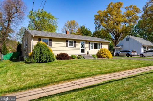 326 Route 156, Trenton, NJ 08620-1729