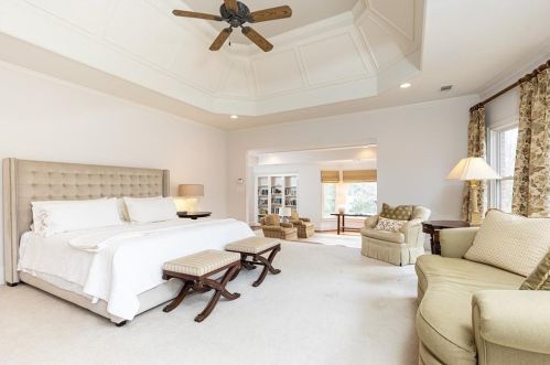 700 Glengate Pl, Atlanta GA  30328-7257 exterior