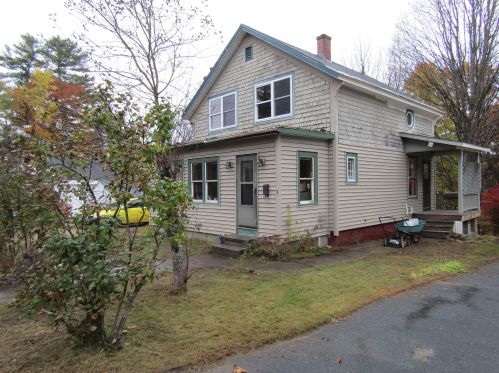 142 Maple St, Unity, NH 03773-1917