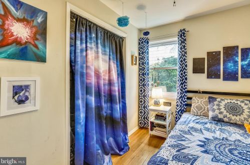 2225 Luzerne Ave, Silver Spring MD 20910-2135 exterior