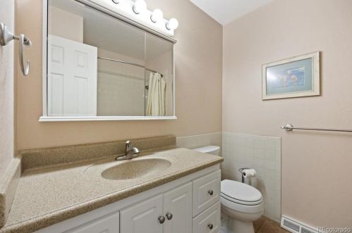 8622 64th Way, Arvada CO  80004-3220 exterior