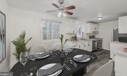 8105 Willowdale Ct, Springfield VA  22153-3620 exterior