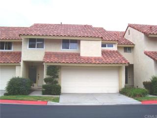 619 Ashland Dr, Huntington Beach CA  92648-3772 exterior