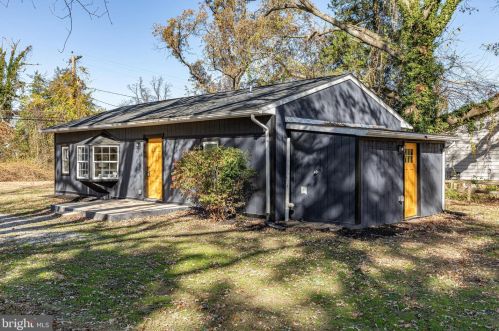 1005 Shore Acres Rd, Arnold MD  21012-1725 exterior