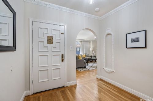 1306 Gilman Ave, San Francisco CA 94124-3243 exterior