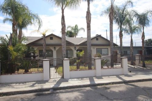 1566 Jantzen Dr, Colton, CA 92324-2319