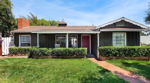 524 4th Ave, Escondido, CA 92025-4316
