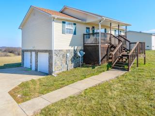 250 Ebenezer Loop, Chucky, TN 37641-5633