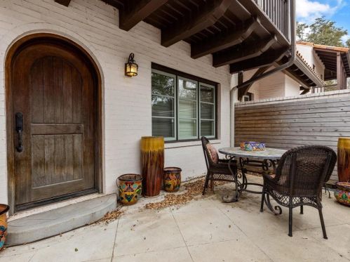 269 Casa Blanca Ave, Fort Worth TX  76107-7720 exterior