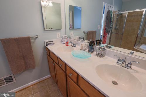 604 English Ivy Way, Aberdeen MD  21001-2673 exterior