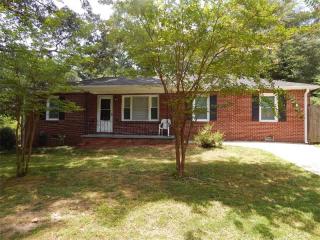 6258 Denny Ln, Mableton, GA 30126-4916