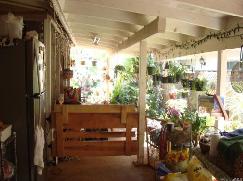 1430 Uila St, Honolulu HI  96818-1940 exterior