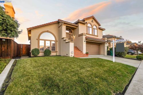 24980 Yoshida Dr, Hayward, CA 94545-2379